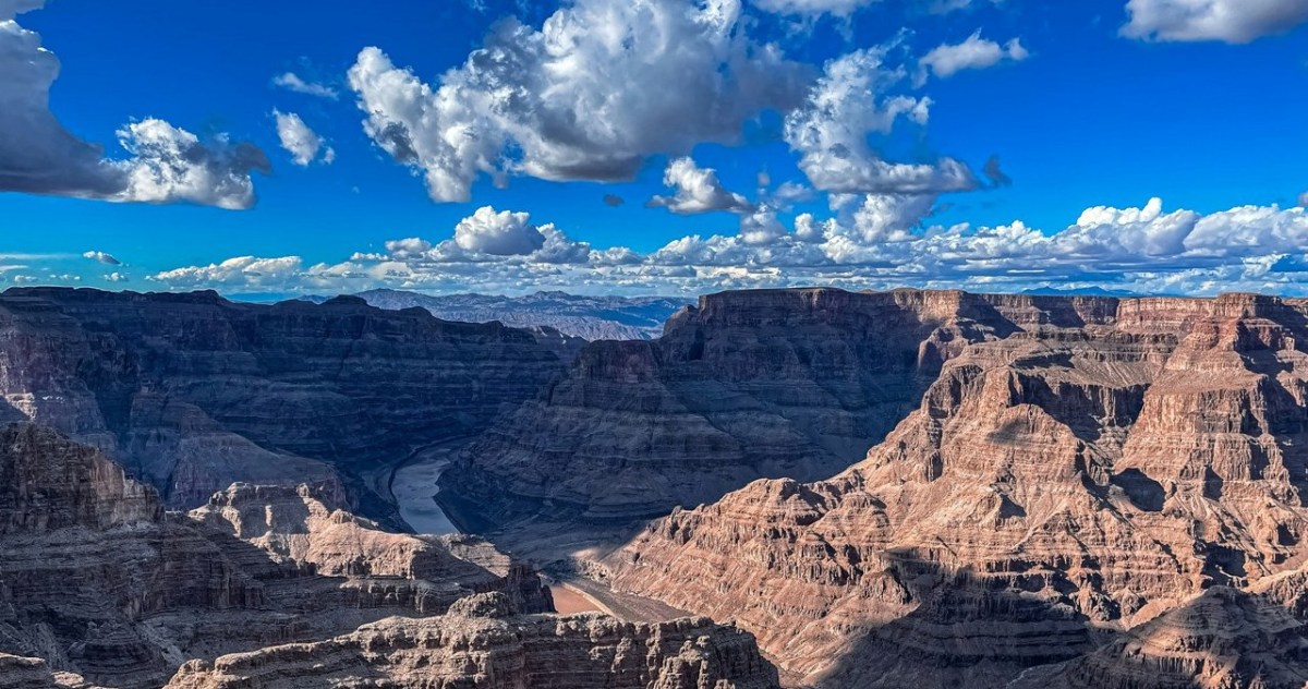 Travel tips to visit the Grand Canyon in Arizona (USA) and book helicopter tours